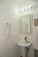 Ocean Zen Suites on 5th Avenue - Adults Only