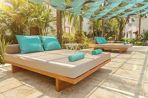 Boca Olas Resort Villas