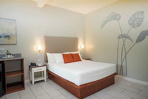 Boca Olas Resort Villas