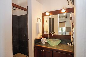 Boca Olas Resort Villas