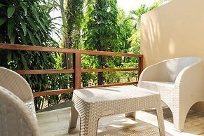 Boca Olas Resort Villas