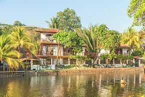 Boca Olas Resort Villas