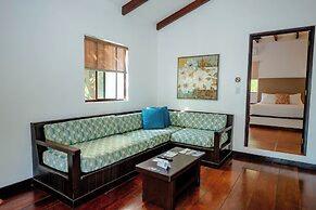 Boca Olas Resort Villas