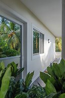 Boca Olas Resort Villas