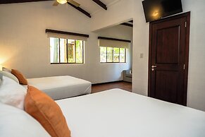 Boca Olas Resort Villas