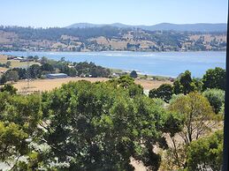 Armalong Winery Chalets