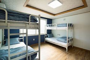 Hong Hong Guesthouse - Hostel