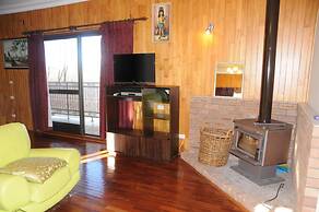 Snow Gate Motel and Apartments