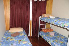 Snow Gate Motel and Apartments