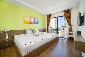 Raon Danang Beach Hotel