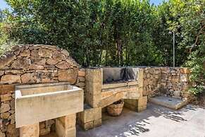 Tia Maria Country Inn