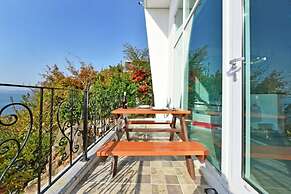 Namhae Bluemare Pension