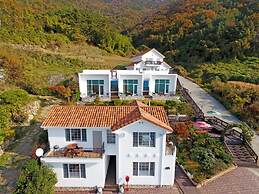 Namhae Bluemare Pension