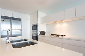 The Oracle Resort Broadbeach - GCLR