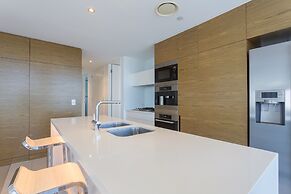 The Oracle Resort Broadbeach - GCLR