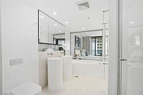 The Oracle Resort Broadbeach - GCLR