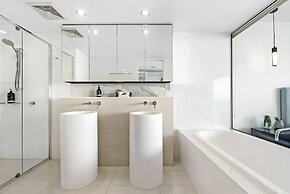 The Oracle Resort Broadbeach - GCLR