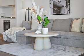 The Oracle Resort Broadbeach - GCLR