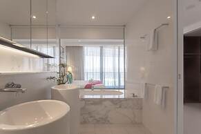 The Oracle Resort Broadbeach - GCLR