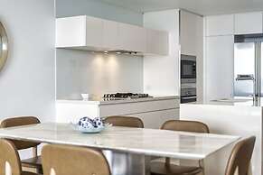 The Oracle Resort Broadbeach - GCLR