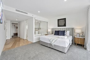 The Oracle Resort Broadbeach - GCLR