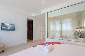 The Oracle Resort Broadbeach - GCLR