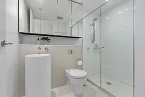 The Oracle Resort Broadbeach - GCLR