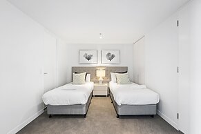 The Oracle Resort Broadbeach - GCLR