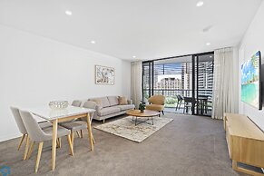 The Oracle Resort Broadbeach - GCLR