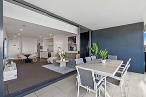 The Oracle Resort Broadbeach - GCLR