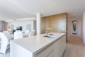 The Oracle Resort Broadbeach - GCLR