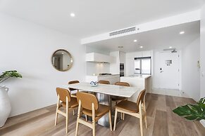 The Oracle Resort Broadbeach - GCLR