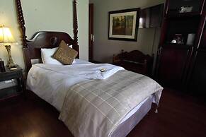Candlewoods Guesthouse