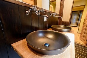 Guesthouse Gokurakudo - Hostel