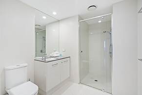 Circle on Cavill Surfers Paradise - GCLR