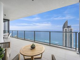 Circle on Cavill Surfers Paradise - GCLR