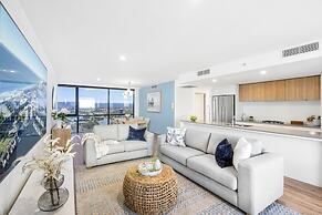 Circle on Cavill Surfers Paradise - GCLR