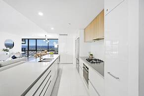 Circle on Cavill Surfers Paradise - GCLR