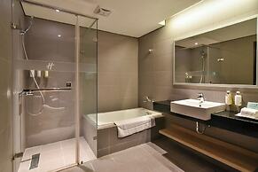 Holiday Inn Taoyuan Airport by IHG