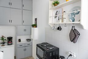 Syntagma Square Apartments by Livin Urbban