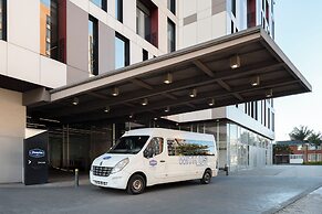 Hampton by Hilton Bogota Airport