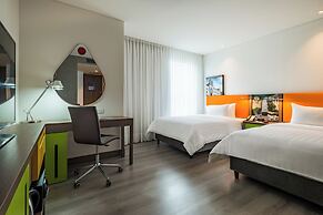 Hampton by Hilton Bogota Airport