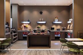 Hampton by Hilton Bogota Airport