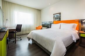 Hampton by Hilton Bogota Airport