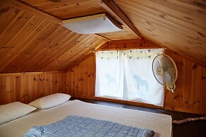 Fragrant Tree Pension