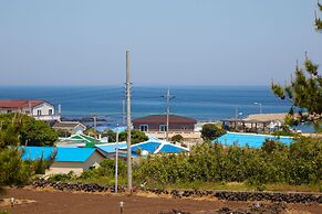 Fragrant Tree Pension