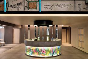 Aloft Jakarta Wahid Hasyim