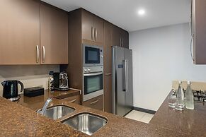 Meriton Suites World Tower, Sydney