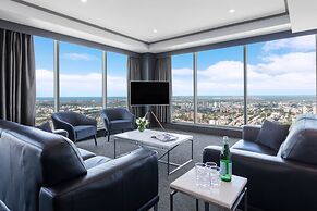 Meriton Suites World Tower, Sydney