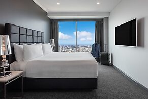 Meriton Suites World Tower, Sydney